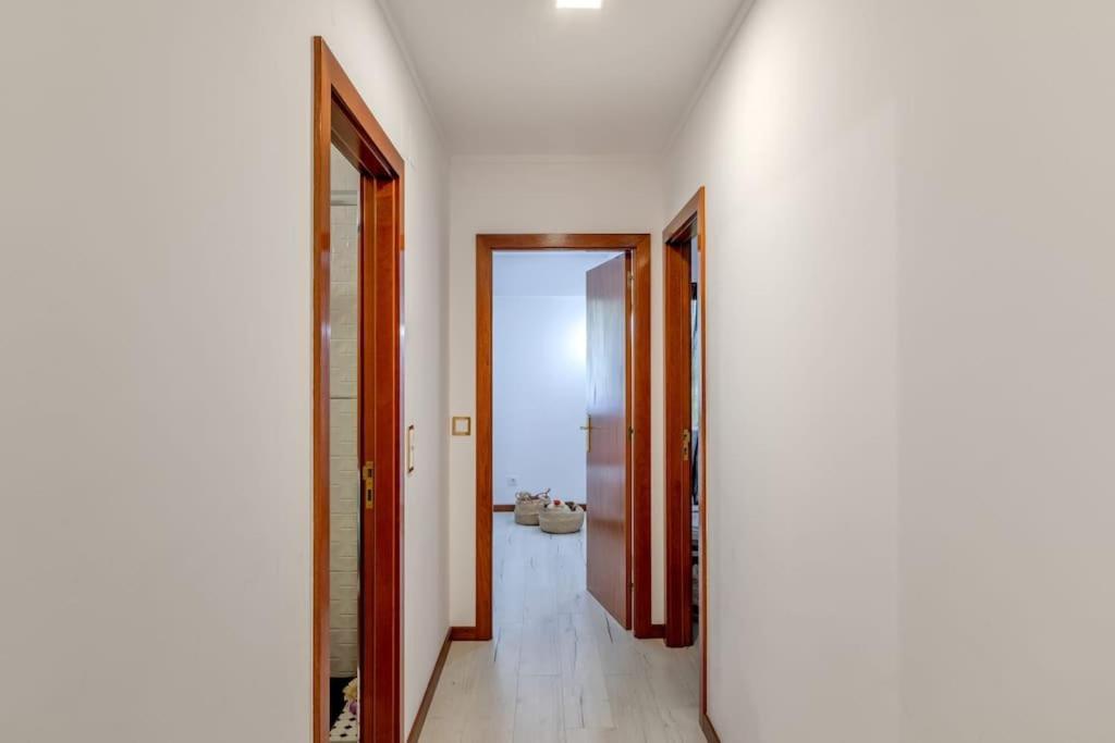 Spacious 3-Bedroom Condo In Lisboa Exteriör bild